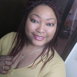 Meet your Posher, April